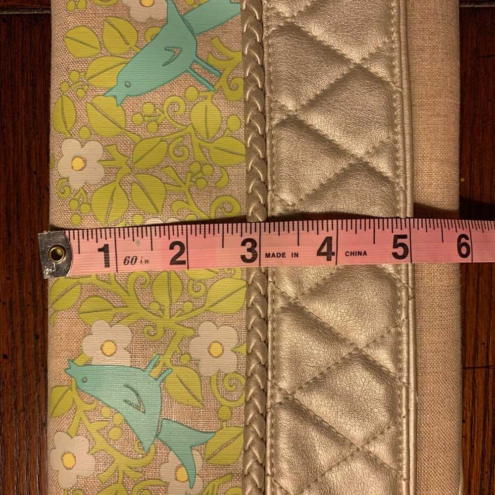 Vera Bradley wristlet clutch - Picture 4 of 8